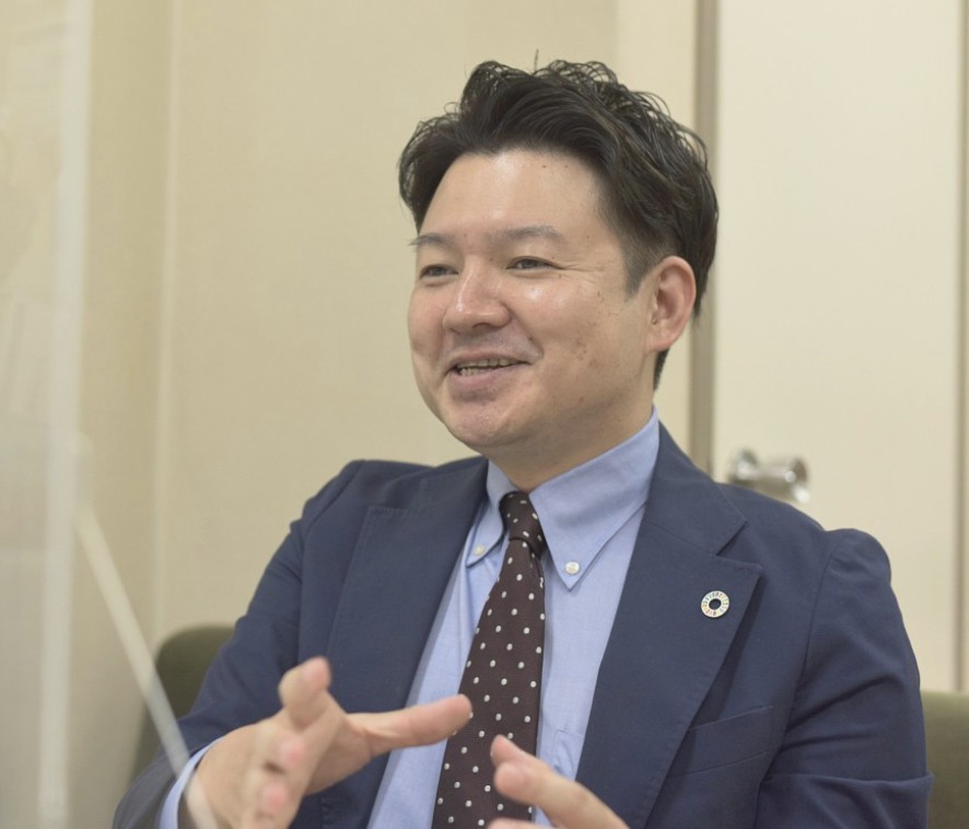 西谷 剛